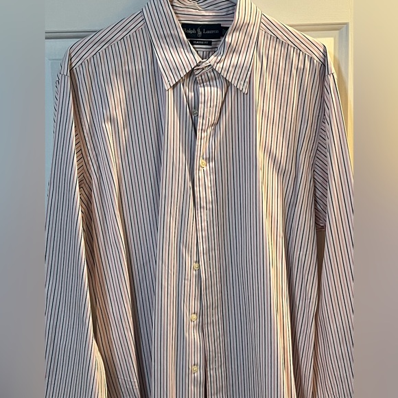 Ralph Lauren Classic Fit - Picture 1 of 1